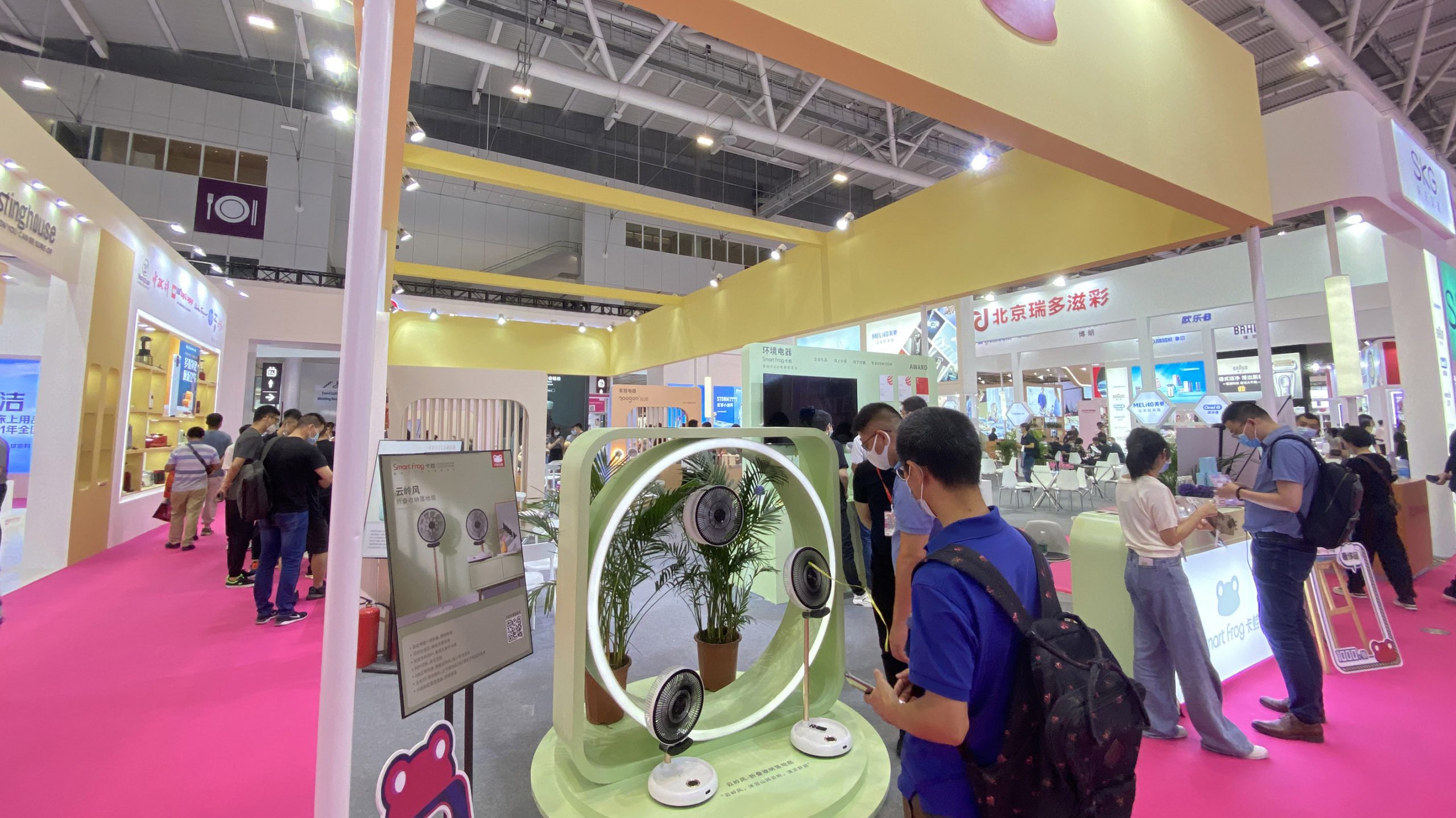 設(shè)計城企業(yè)打卡第29屆深圳國際禮品展，“設(shè)計順德”吸睛無數(shù)！