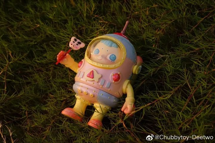 潮流玩具爆火的背后：設(shè)計(jì)師們的天堂！
