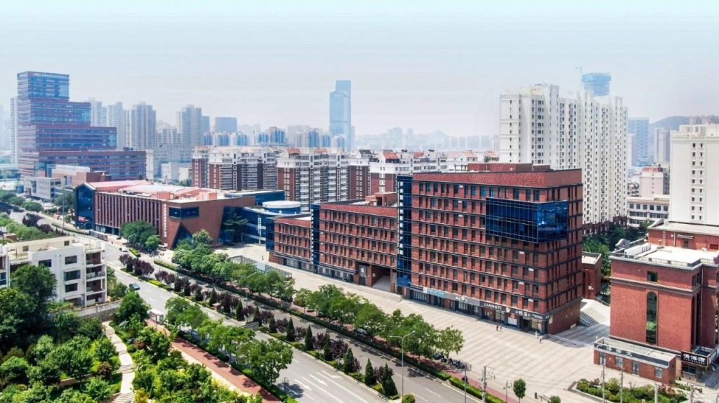 用工業(yè)設(shè)計賦能城市未來 濟南國際創(chuàng)新設(shè)計產(chǎn)業(yè)園撬動一城產(chǎn)業(yè)