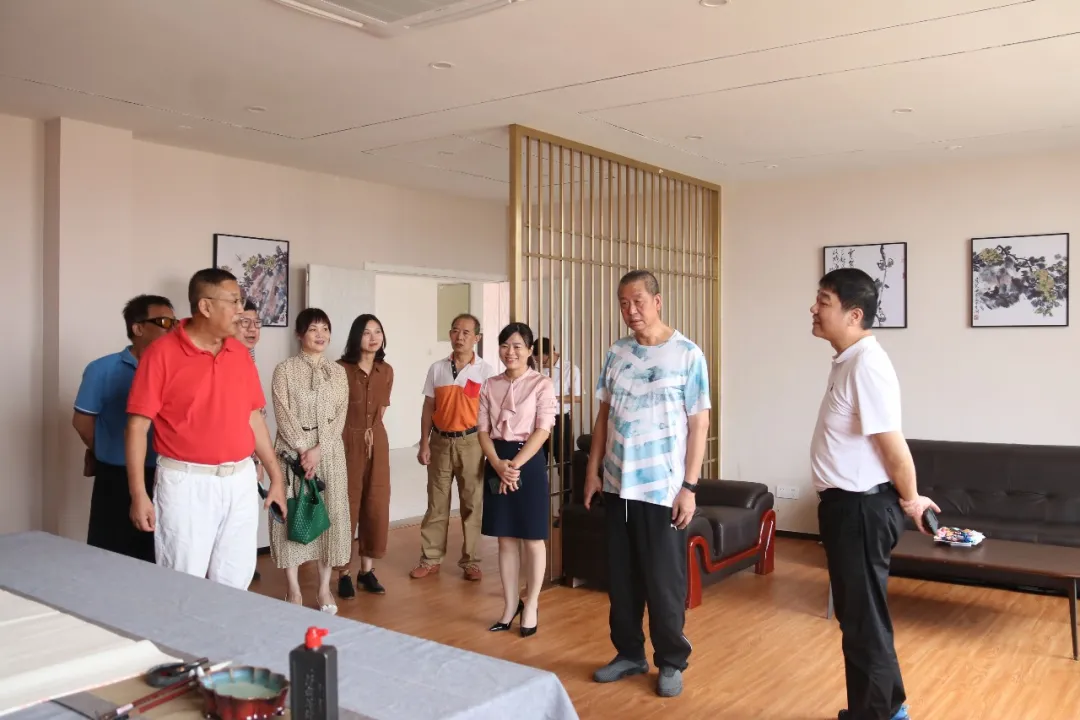 喜訊！中部教裝城喜迎一國(guó)內(nèi)知名設(shè)計(jì)大咖入駐，他是誰(shuí)？