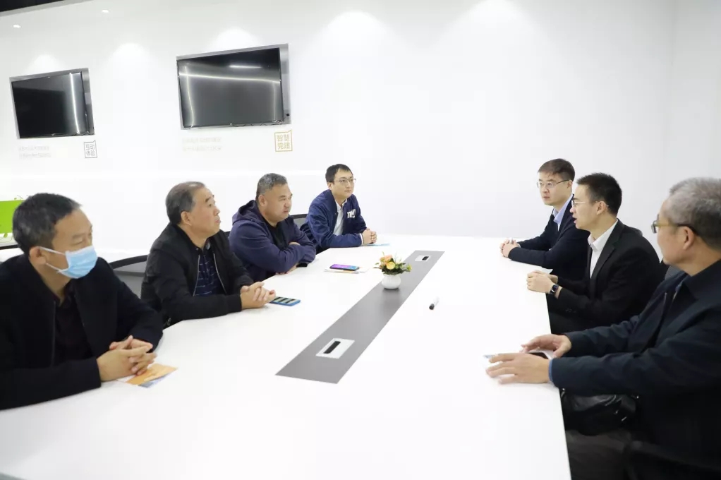 中原工業(yè)設(shè)計(jì)城3D打印公共服務(wù)中心正式啟動(dòng)!