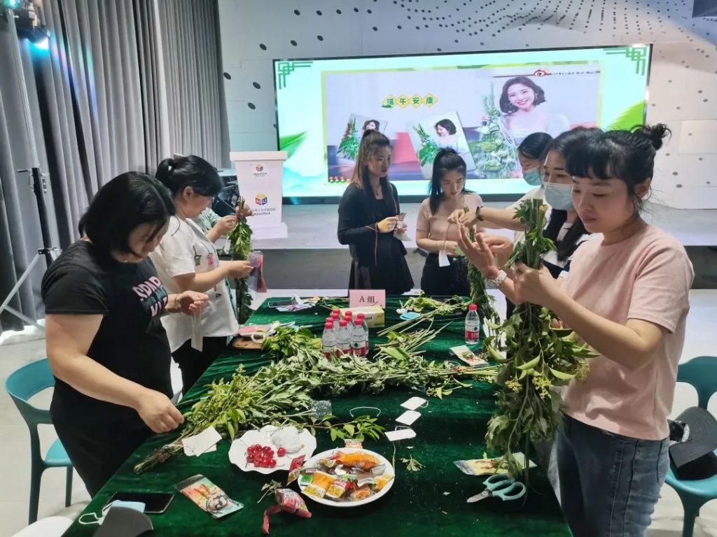 艾蒲青翠，祈福辟邪 | 中原工業(yè)設(shè)計(jì)城舉辦端午節(jié)活動(dòng)
