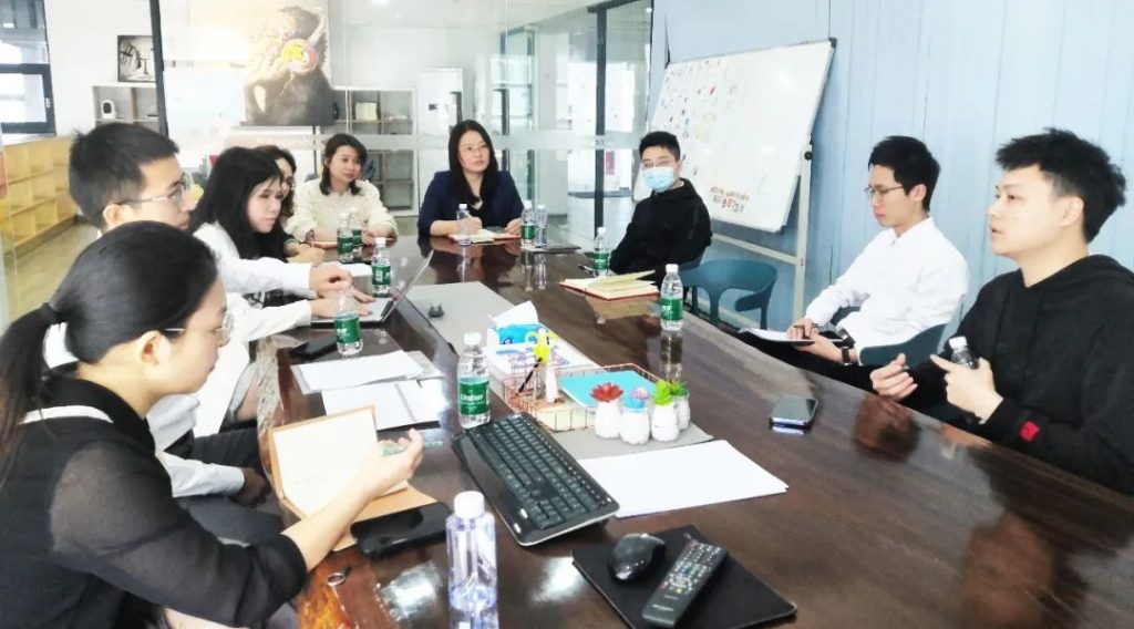 資深法律顧問團隊走進設計城，為企業高質量發展保駕護航！