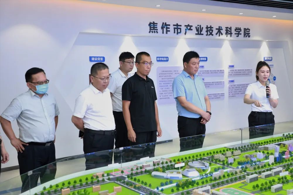 【新聞動態(tài)】山東梁山縣經(jīng)濟(jì)開發(fā)區(qū)黨工委副書記布留省一行蒞臨設(shè)計(jì)城參觀考察