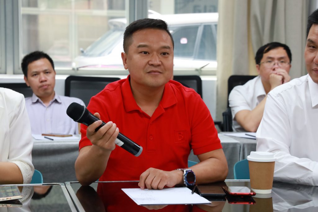 深佛企業(yè)代表共議“設(shè)計(jì)+科技”合作 加快形成新質(zhì)生產(chǎn)力