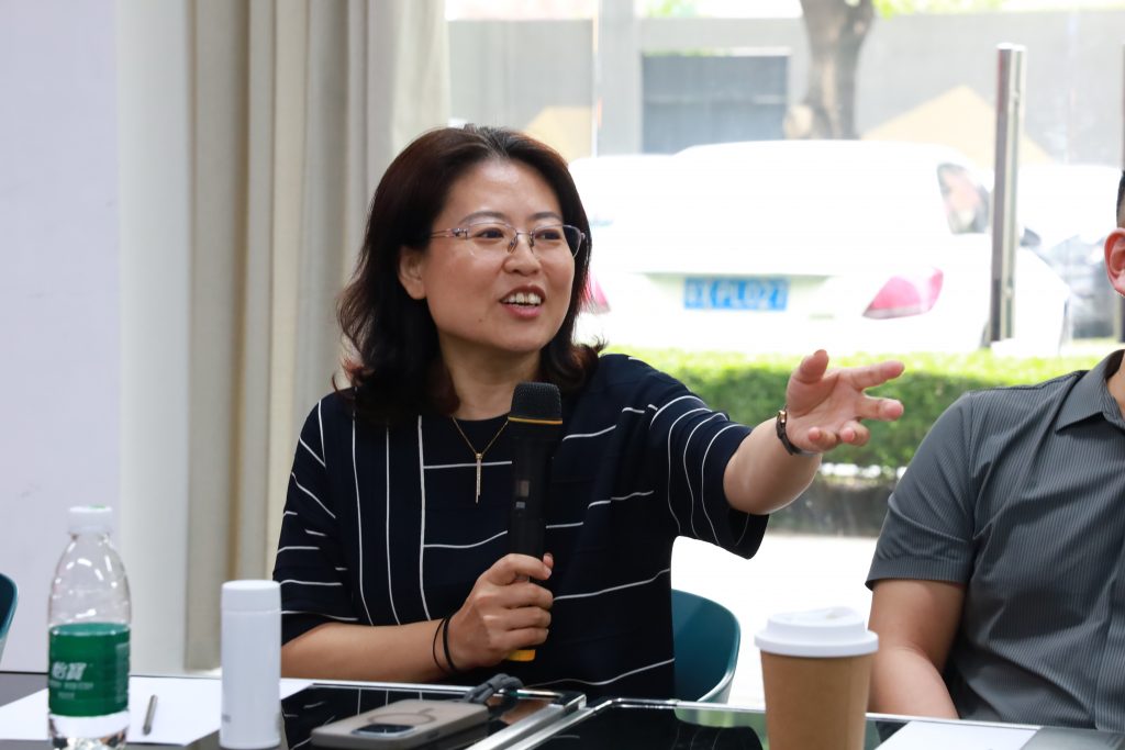 深佛企業(yè)代表共議“設(shè)計(jì)+科技”合作 加快形成新質(zhì)生產(chǎn)力