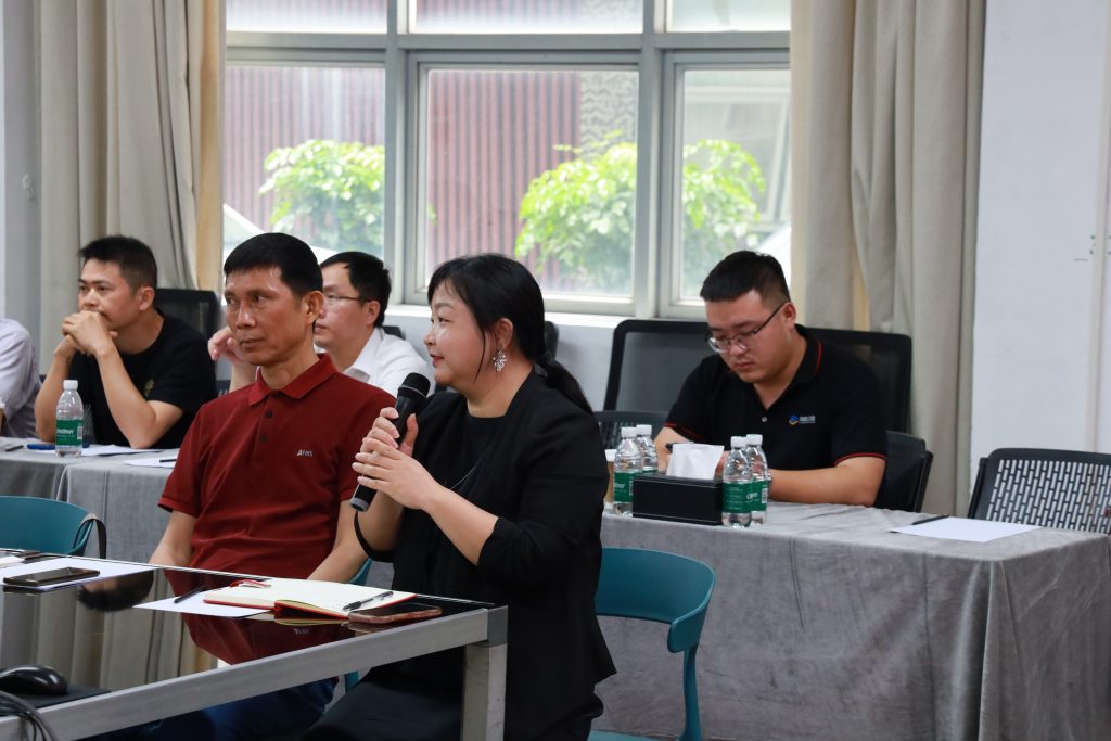 深佛企業(yè)代表共議“設(shè)計(jì)+科技”合作 加快形成新質(zhì)生產(chǎn)力