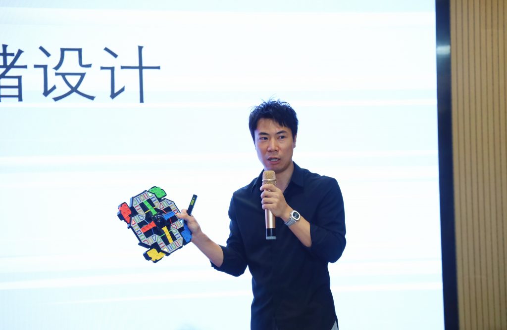 深化產(chǎn)學(xué)研交流 | 清華大學(xué)深圳國際研究生走進設(shè)計城